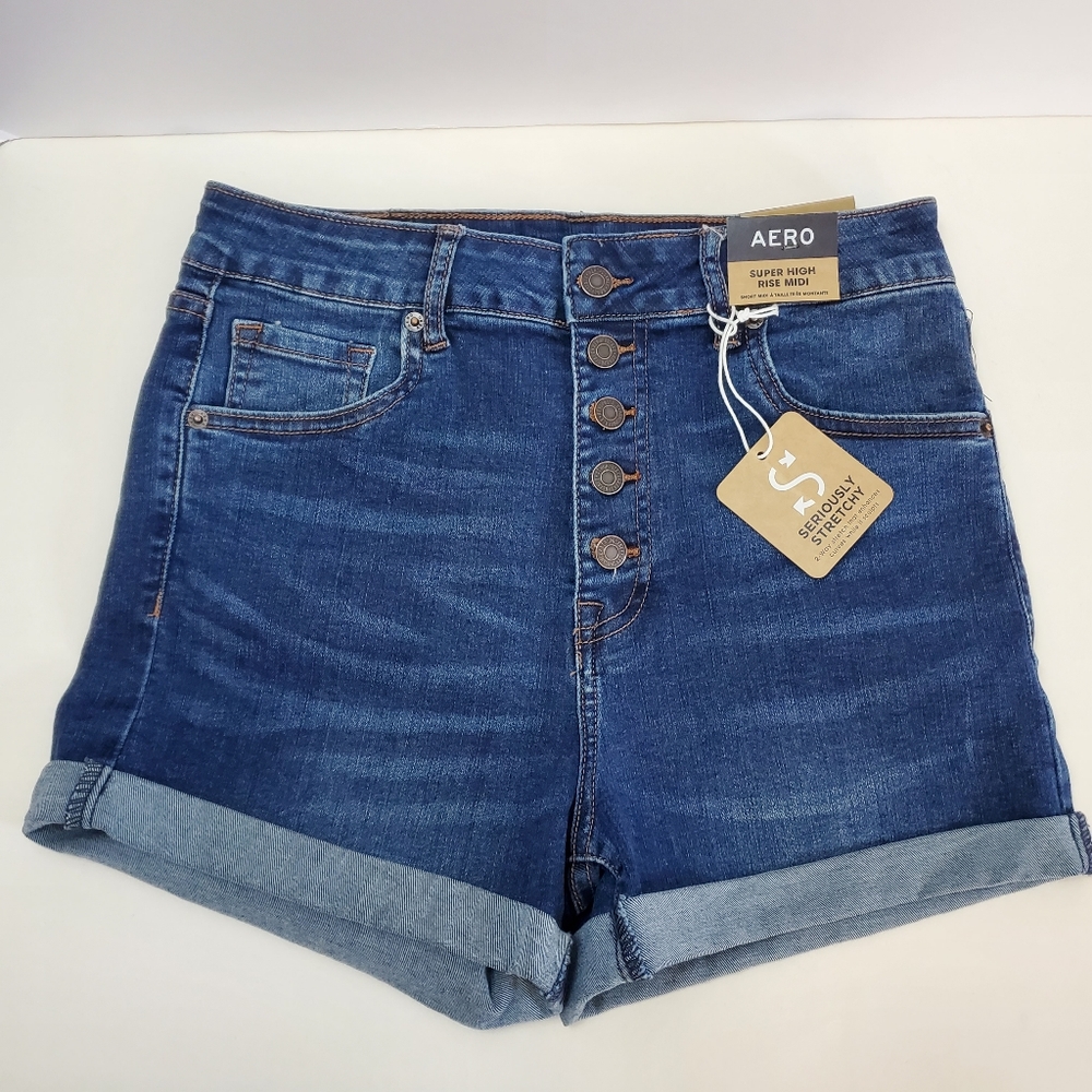 Aeropostale - NWT Super High Rise Midi denim shorts - Size 8